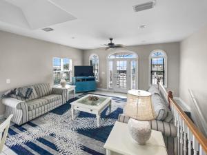 Paradise by the Pier l Ocean Views l Dog Friendly l Steps to Pier Park Shopping and Restaurants