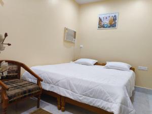 Ratnadeep Palace - Near Kashi Vishwanath Temple & Dashashwamedh Ghat