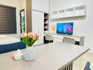 SUNRISE CITY VIEW YourHomes