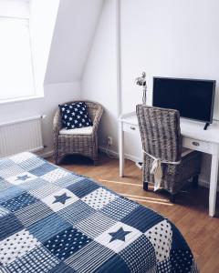 Double Room with Shared Bathroom room in Hotell Krabban