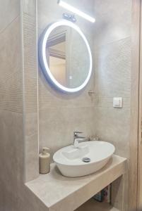 The Luxe Sand Apartment