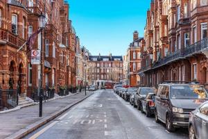 Prime Chelsea 1 Bed Apartment