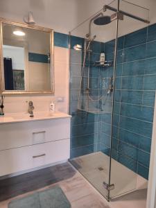 Chill out Home Fregene Family Group Accomodation - 15 minuti da Fiumicino - Casa Vacanza Fregene vicino al mare