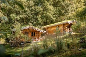 Les Cabanes Du Saleve