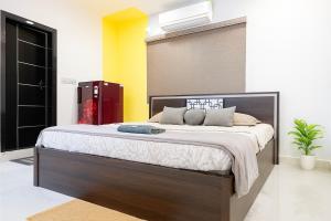 Urban vibes -Penthouse 1RK Kondapur, Gachibowli