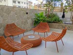 Academia e 2 suítes perto da praia MZ5684