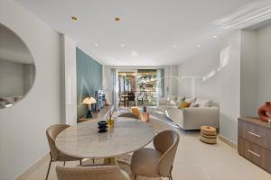 REF 2032 Renovated apartment-Sea view -Ideal for conferences and vacations