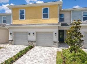 Modern 3BR Getaway• Steps to Pool•12 min to Disney