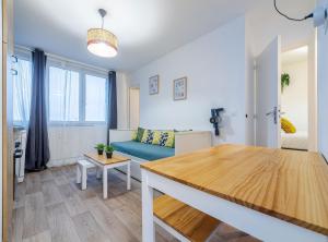 The Paris 9th Sky - 8min to Paris