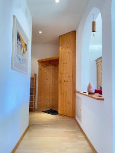 Höhwald 2 Alpenapartment mit Berg & Seeblick by Arosa Stay