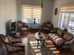 ANTALYA MERKEZ KALEİÇİ MUHTEŞEM HARİKA BALKONLU daire