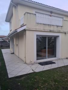 Large house near Mérignac Airport