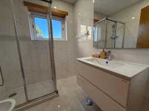 Cozy Cascais 3 Bed 2 Bath