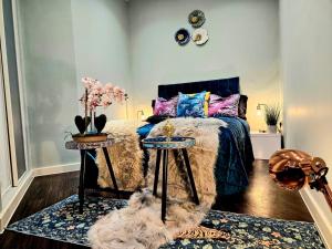 London Heathrow Luxury Studio Flat -Fully Equipped - 1st floor No Lift