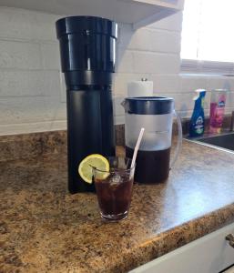 Modern, Cozy Condo in Midtown