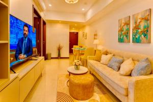 Trizen Colombo stylish high rise condo -Vistablu 32