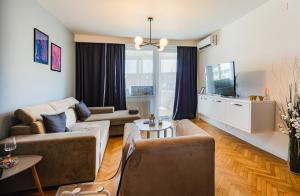 FLAME and Cozy downtown 2Rooms apartment to Calea Victoriei