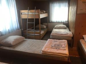 Planinski dom - Mihov dom na Vršiču