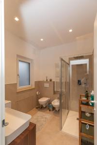 Central check-in check-out Pila