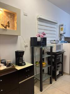 NEW! 2bdr apartment with pool near Sanctuary