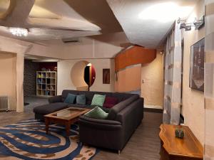 Villa Stern bei FFM Viel Platz und eigener Zugang