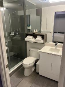 Downtown Luxury Condo Gym & Parking