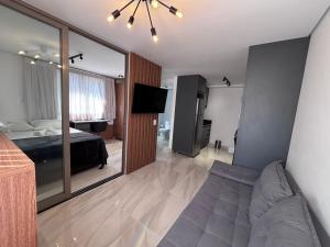 Lindo e moderno apartamento em Pinheiros com wi-fy, vaga de garagem, academia, piscina ao lado da Rua Oscar freire