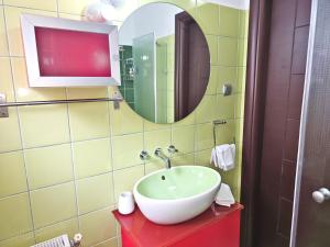 F15teen Urban Living