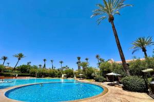 Prestigious residence with pools and gardens