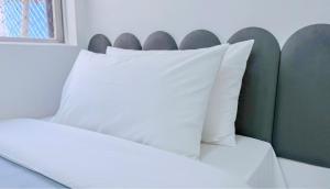 PAPILLON - 603 · Seu Refúgio na Ponta Verde • Apto 2Q Completo!