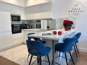 SCARLETT 4 Bedroom next to the Croisette