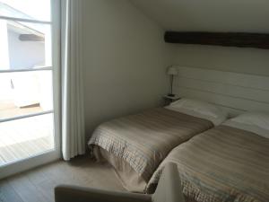 Port rive gauche Iona