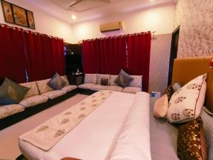 Midwood Breeze 4BHK Villa - A Hidden Gem