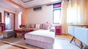 Appartement cosy avec terrasse & parking inclus