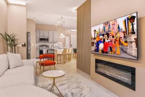 Casa 5Q Moderna c Piscina – 15min Disney