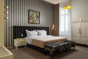 Domeniile Martinutzi - Conac Rhédey