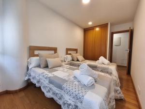 Apartamento en Aldán , Playa a 2 min , Vistas a la montaña