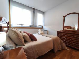 Apartamento en Aldán , Playa a 2 min , Vistas a la montaña