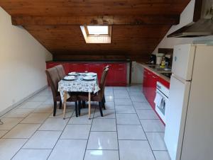 Charming Two-Room Apartment - Large Living Room & Kitchen