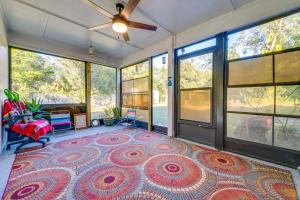 1 Mi to Historic Dtwn Sanford! Pet-Friendly Unit