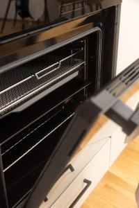 Modern apartment with garden & top connection