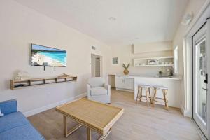 Welcome to The Drift Your Laid-Back Beach Escape in Cocoa Beach