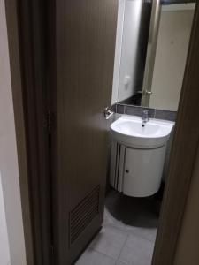 Affordable condotel paranaque