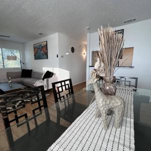 2BD DT Dallas l FIFA READY l 5 Min from Love Field