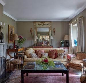 Elegant Cotswold Retreat