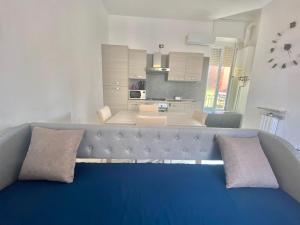 Modica Home, grazioso in zona tranquilla, in zona Famagosta, munito di comfort e servizi