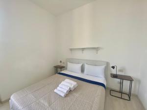 Modica Home, grazioso in zona tranquilla, in zona Famagosta, munito di comfort e servizi