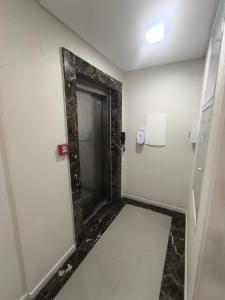 Ap 2 dormitórios sendo uma suíte