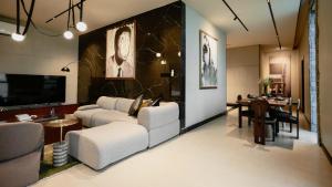 شقة روف فاخرة بغرفتي نوم قريبة من الواجهة البحرية