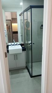 Cozy modern studio, 11 min from CGH airport